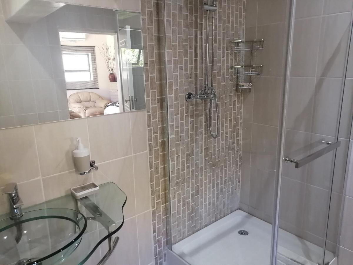 Easy Inn Guesthouse Велком Экстерьер фото